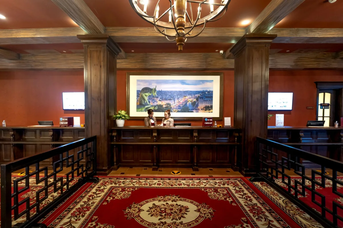 Etiqueta Hotel