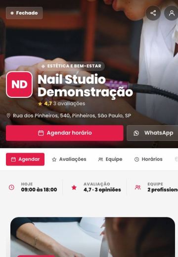 Modelo Manicure e nail design